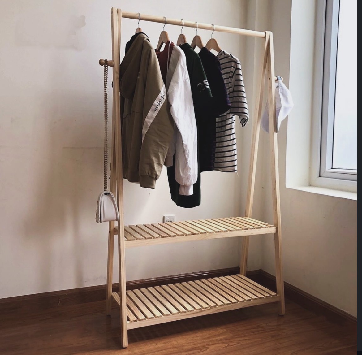 Clothes Rack Double Shelves - خشب طبيعي - أنتيكا للأثاث