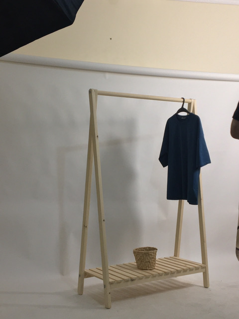 Clothes Rack One Shelf - خشب طبيعي - أنتيكا للأثاث – 3